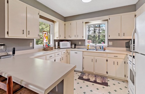 Newland House | Three Mile Mountain House - Blue Ridge Parkway near Linville Falls