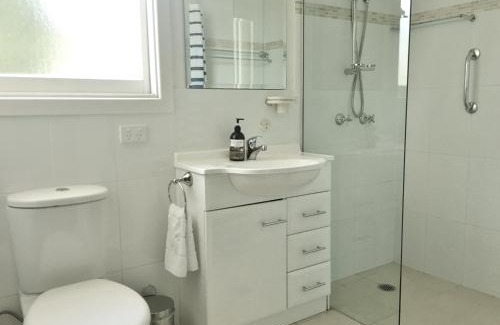 Katoomba House | Three Sisters Garden Cottage