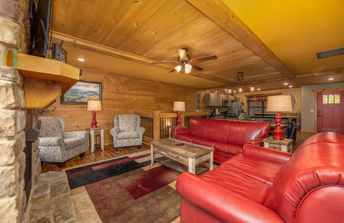 Gatlinburg Ski Chalet | Three Times The Fun