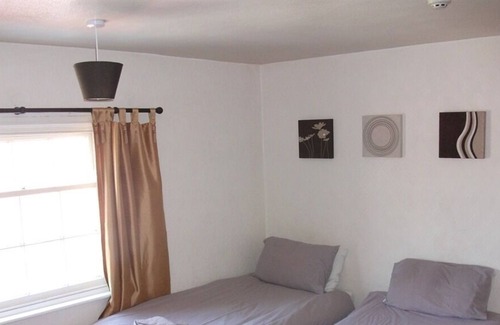 Muston Hotel | Three Tuns Hotel