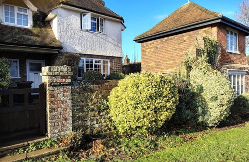 Icklesham House | Three Wishes - Winchelsea Town