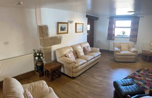 Burnley House | Threshings Country Cottage