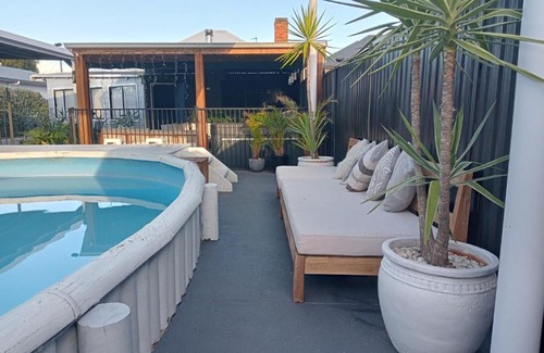 Cessnock House | Thunderbolts Home Stay