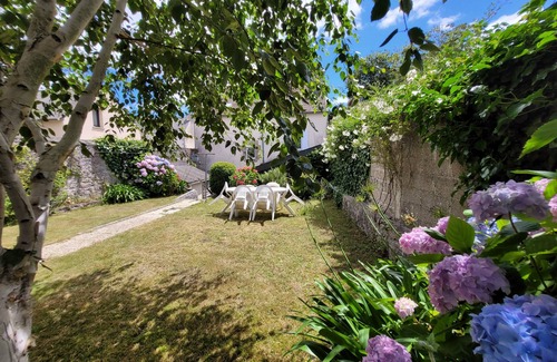 Lesneven House | TI PINKO - Town house 7 min from sandy beaches