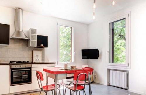 Bolognina Apartment | Tiarini Apartment in Bolognina by Wonderful Italy