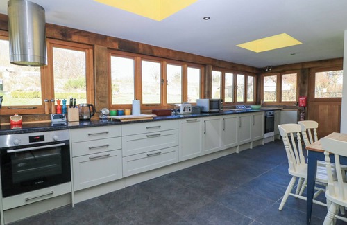 Inchbrook Cottage | TICKMOREND FARM, pet friendly, luxury holiday cottage in Nailsworth