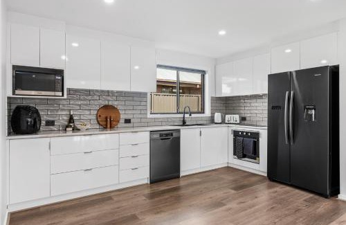 Ocean Grove House | Tidal Waves on Lowe - Ocean Grove