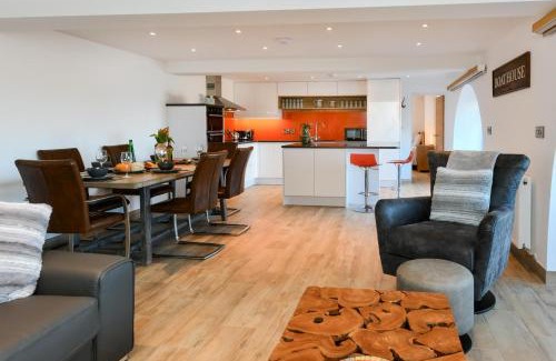 Mynytho House | Tide's Reach Cottage