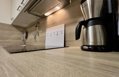 Horumersiel Apartment | "Tidehuus by the sea, barrier-free, bicycle room, terrace, perfect for 3 people"