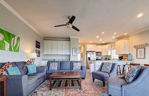 Sneads Ferry House | Tides and Sunshine - Ocean Views w/Private Pools!