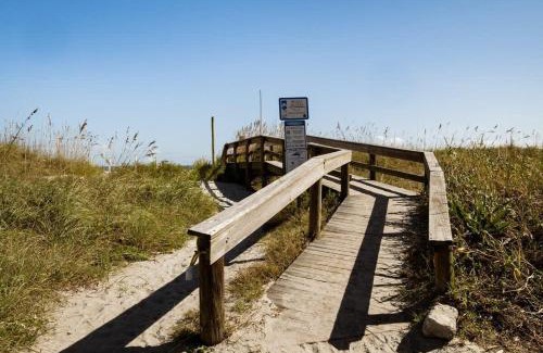 Jacksonville Beach House | Tides Beach Paradise best served patch of beach
