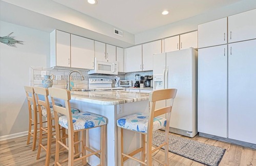Southend Apartment | TideWatch-Relax in Brigantine w/Views,Beach and Pool