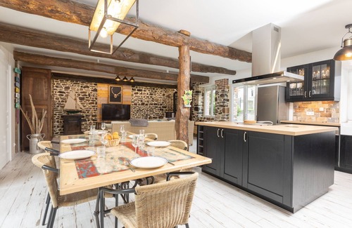 Cherrueix House | Tiegezh by Interhome