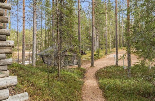 Yllasjarvi House | Tievatupa 1, isompi