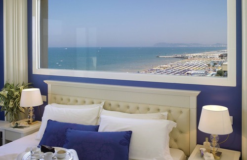 Alba Hotel | Tiffany's