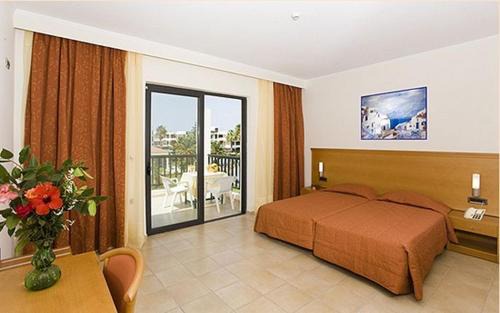 Tingaki Hotel | Tigaki Beach Hotel