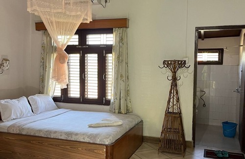 Sauraha Hotel | Tiger Residency Resort