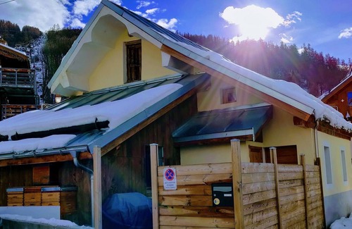 Valloire Ski Chalet | "Tigny House", private chalet in the heart of Valloire, 4 to 6 persons