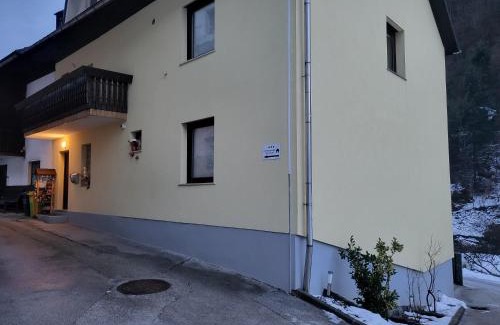 Zelezniki House | Tiha dolina