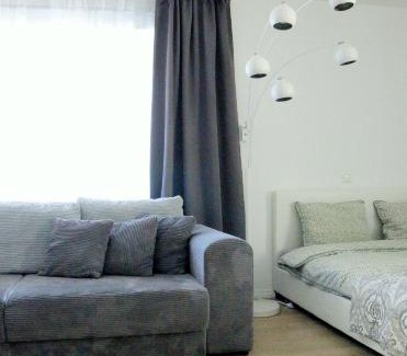 Tartu Apartment | Tiigi str flats beside Old Town, parking Tartu Home