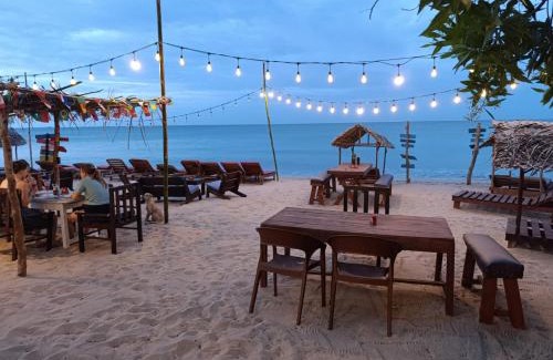 Nilaveli Hotel | Tiki Villa Nilaveli