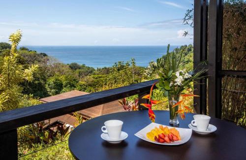 Dominical Hotel | Tiki Villas Rainforest Lodge - Adults Only