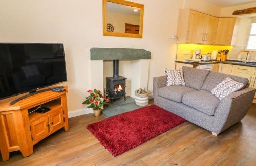 Coniston House | Tilberthwaite Farm Cottage