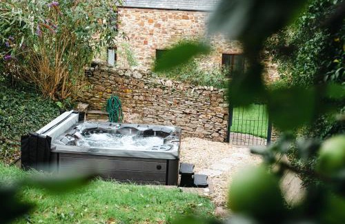 St Brides House | Timber Hill - Parkfields