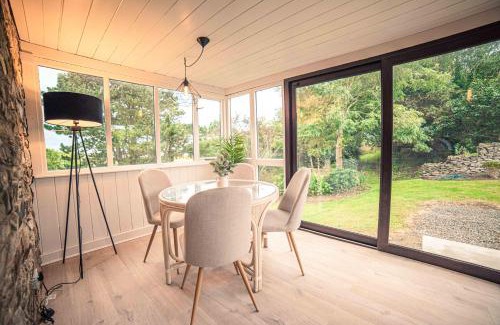 St Brides House | Timber Hill - Parkfields