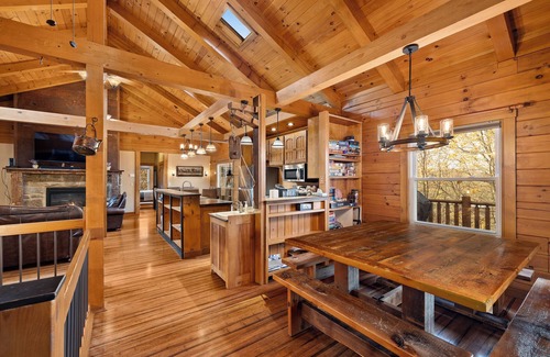 Butler Cabin | Timber Ridge Luxury Cabin – Your Ultimate Escape