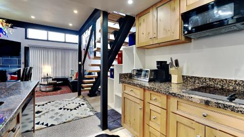 Snowmass Village House | Timberline Condominiums Studio Loft Deluxe Unit 315