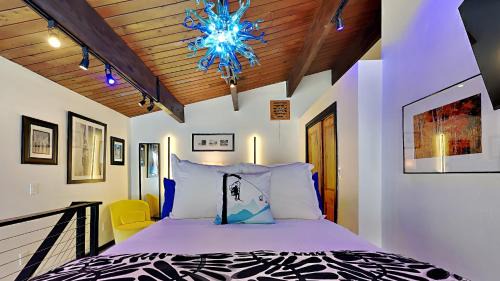 Snowmass Village House | Timberline Condominiums Studio Loft Deluxe Unit 315
