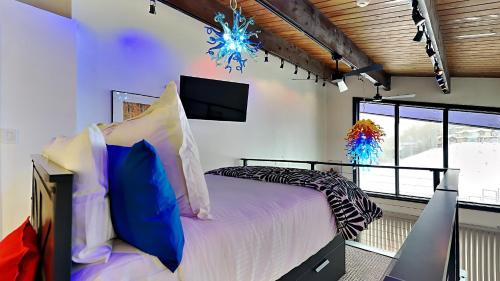 Snowmass Village House | Timberline Condominiums Studio Loft Deluxe Unit 315