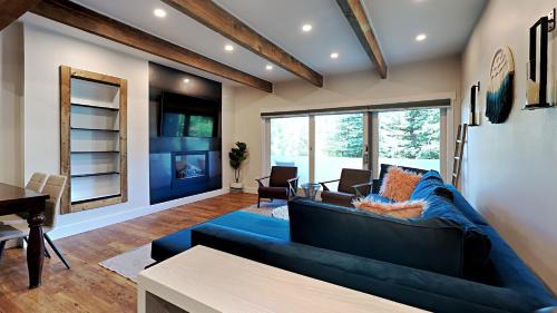 Snowmass Village Apartment | Timberline Condominiums Two Bedroom Deluxe Unit D1D