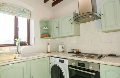 Weybourne Cottage | TIMBERS, pet friendly, country holiday cottage in Weybourne