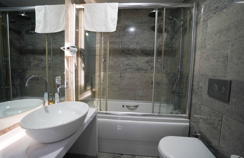 Mecidiyekoy Hotel | Time Hotel Mecidiyekoy
