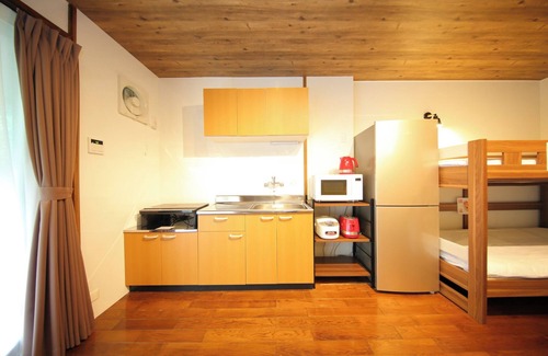 Shuzenji Apartment | Time Traveler Izu Shuzenji