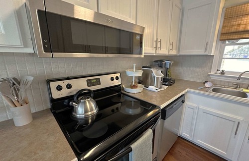 Leesville House | Time Well Wasted Summ