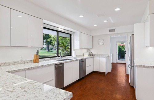 Indian Canyon House | Timeless Retreat - Mountain and Golf Course Views!