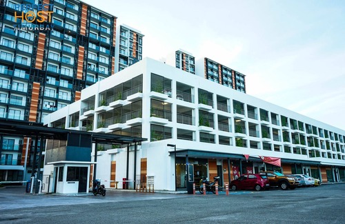 Kuantan Apartment | Timur Bay Beachfront by Perfect Host Greenview