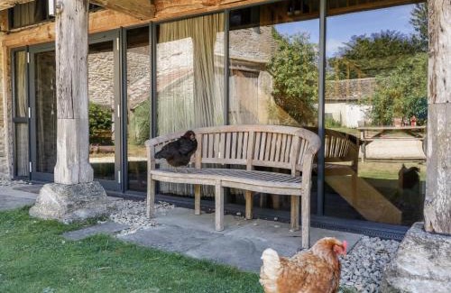 Nympsfield House | Tinkley Cottage