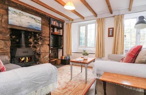 Liskeard House | Tinners Cottage
