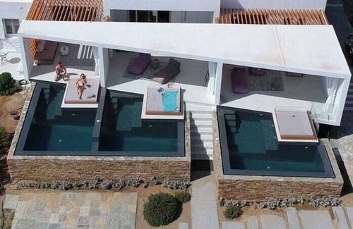 Tinos Town Villa | Tinos Blend Suites