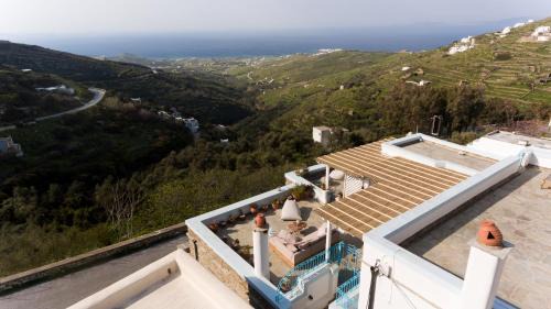 Tinos Villa | Tinos Grand Villa 6BR 15ppl Infinite Views