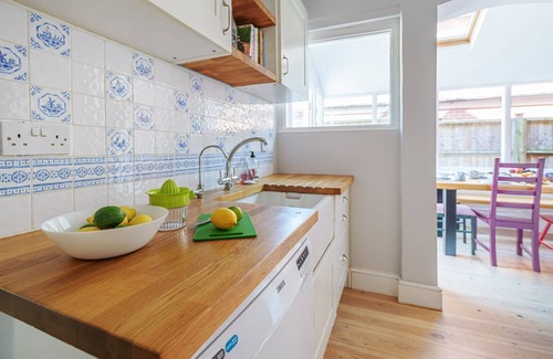 Sherborne Cottage | Tintagel - sleeps 10 guests in 5 bedrooms