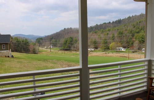 West Jefferson House | Tiny 2br Cabin w/View | Grill | Fire Pit #1