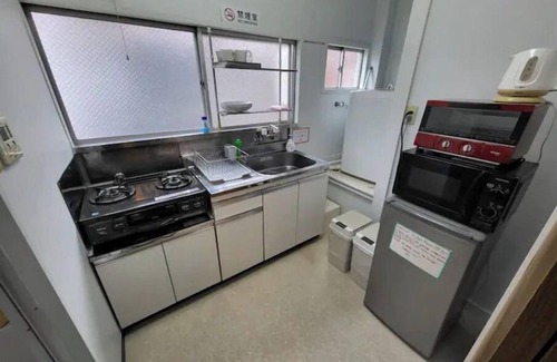 Hatagaya Apartment | TINY Central Apartment 7 minutes from Shinjuku 2F