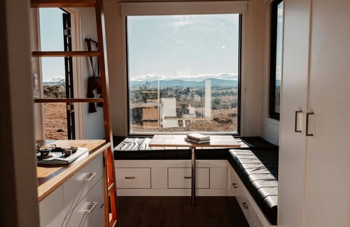 Belbora Cabin | Tiny Elsie Summary: S