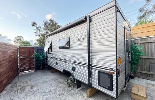 Bayswater Ski Chalet | Tiny home in Bayswater