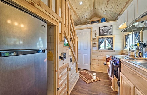 Cortez Apartment | Tiny Home in Cortez w/ Electric Fireplace!